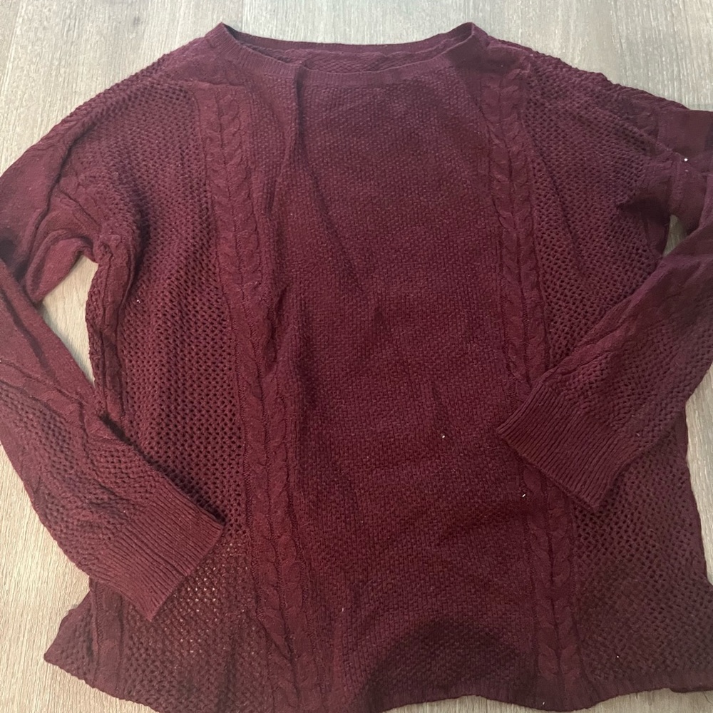 American Eagle sweater